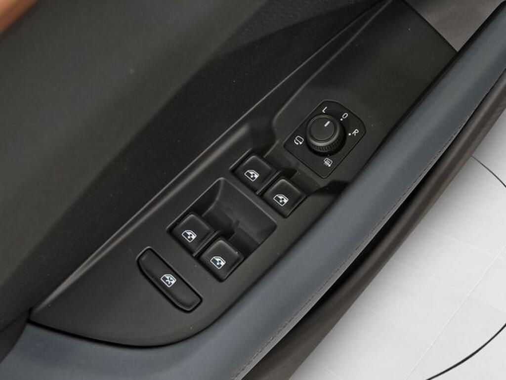 CUPRA Terramar 1.5 TSI e-Hybrid 150kW (204 CV) DSG Segunda mano