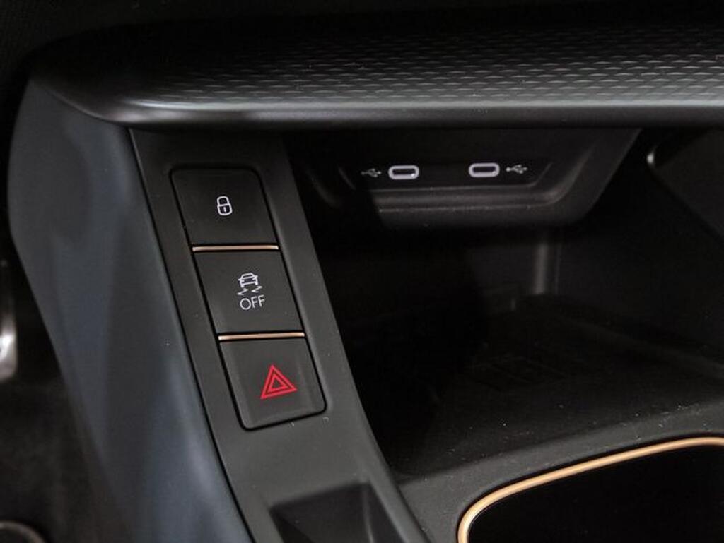 CUPRA Terramar 1.5 TSI e-Hybrid 150kW (204 CV) DSG Segunda mano