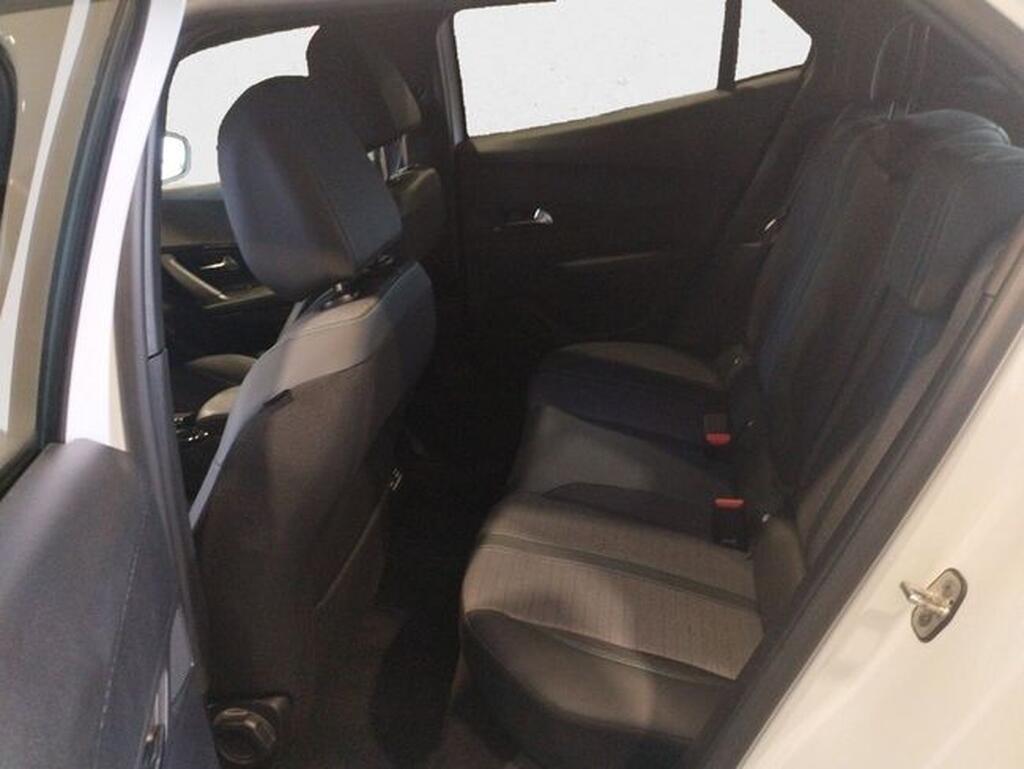 Peugeot 2008 E-2008 BEV ALLURE PACK 100KW 5P Segunda mano
