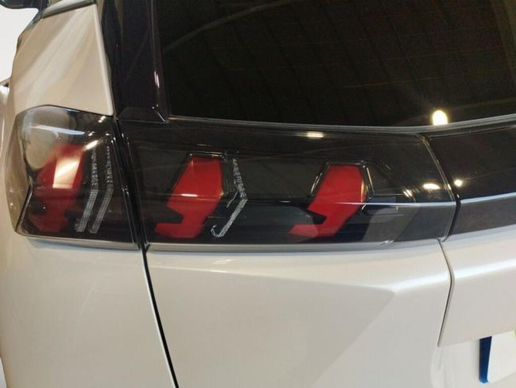 Peugeot 2008 Eléctrico Allure Pack (100kW) Segunda mano