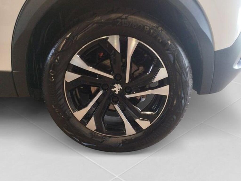 Peugeot 2008 Eléctrico Allure Pack (100kW) Segunda mano