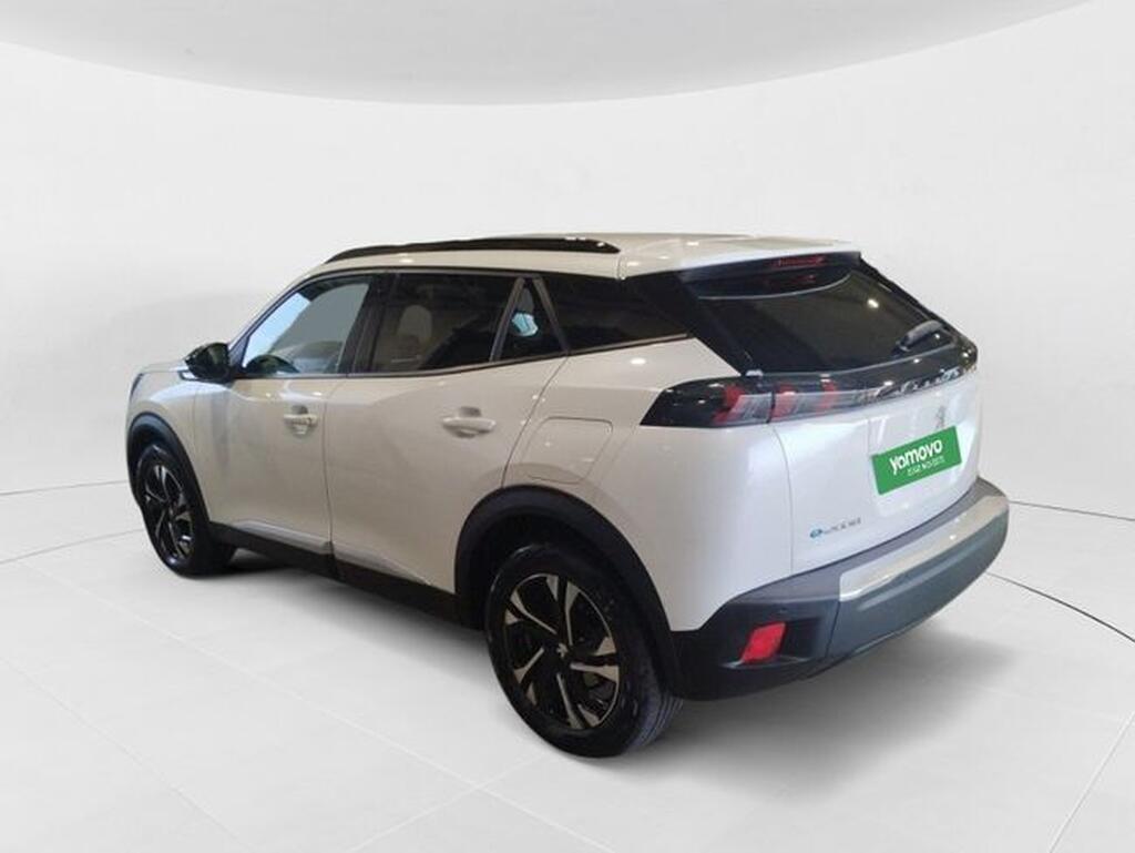 Peugeot 2008 Eléctrico Allure Pack (100kW) Segunda mano