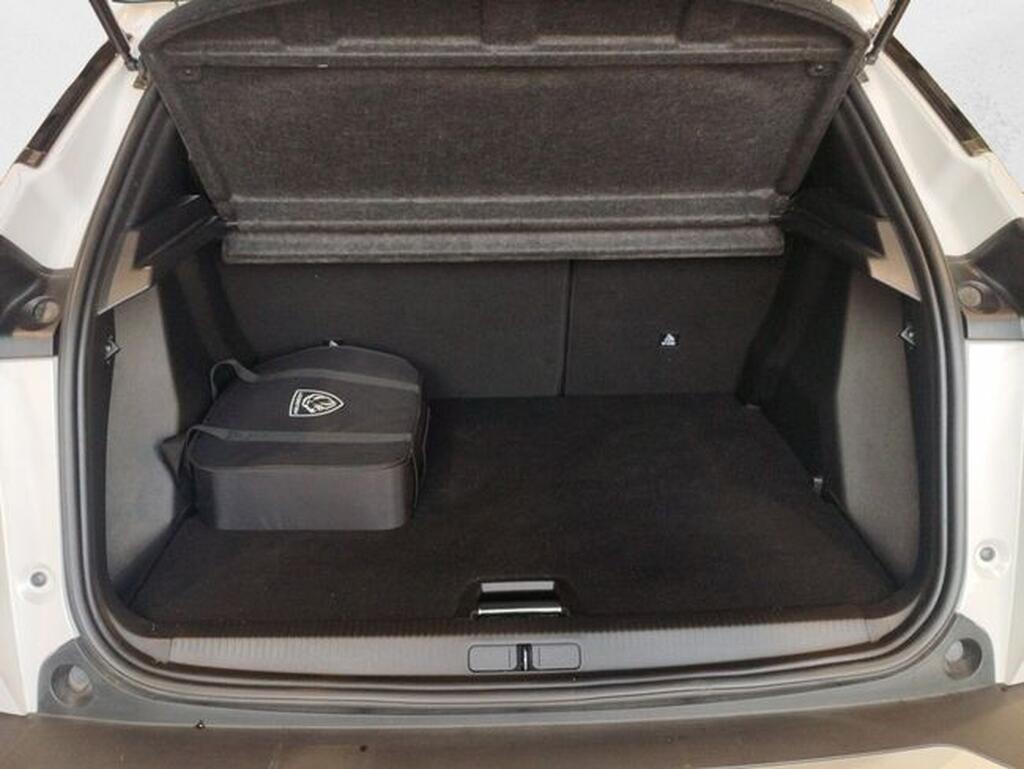 Peugeot 2008 E-2008 BEV ALLURE PACK 100KW 5P Segunda mano