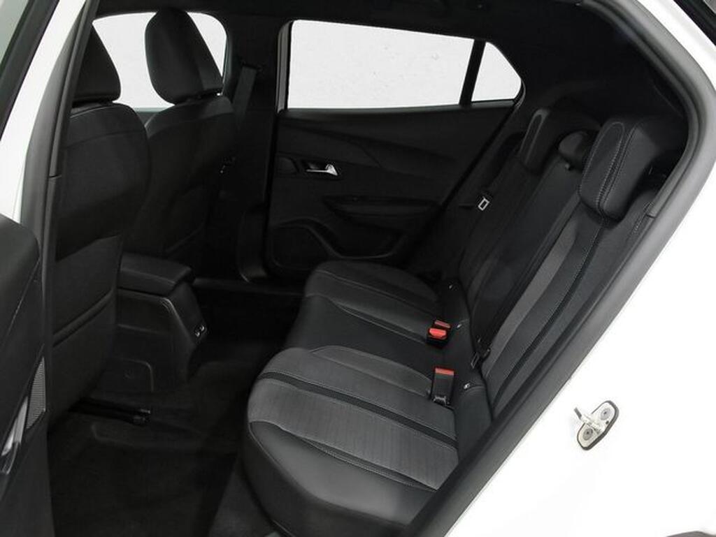 Peugeot 2008 E-2008 BEV ALLURE PACK 100KW 5P Segunda mano