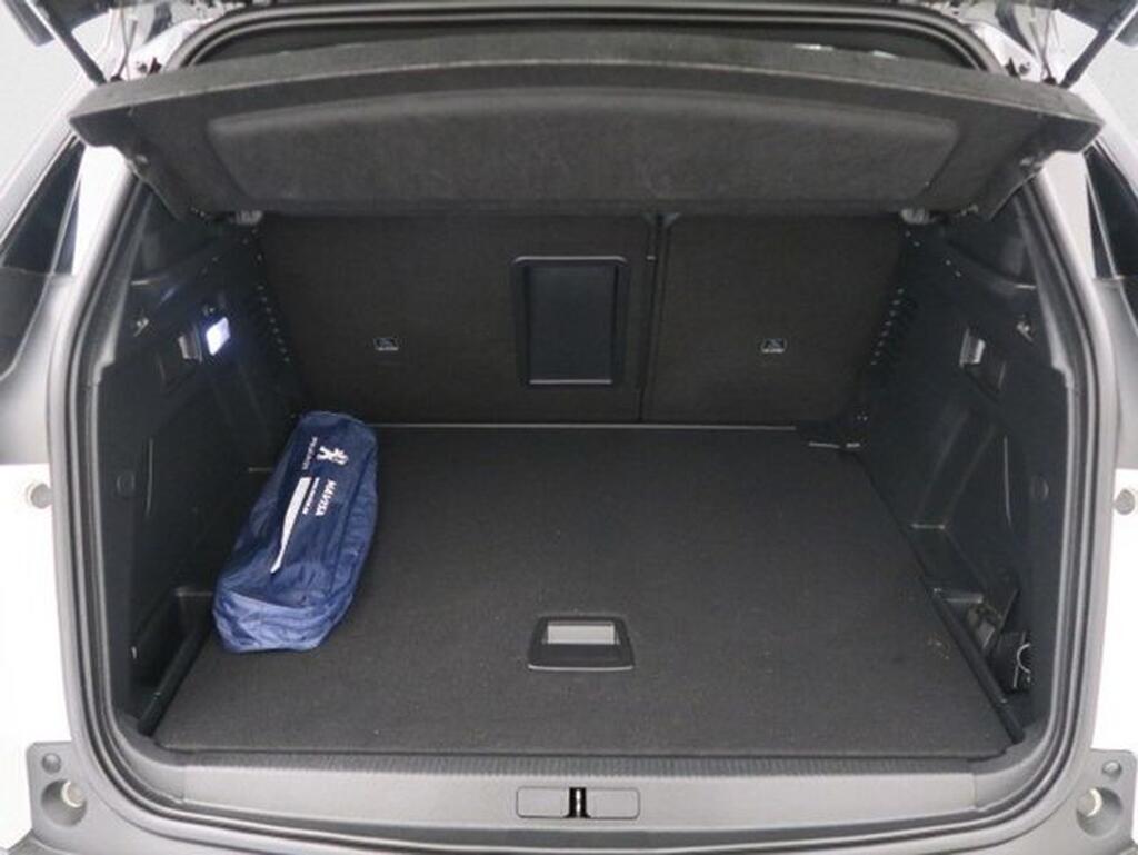 Peugeot 3008 GT LINE 1.2 PURETECH 130CV MAN 5P Segunda mano