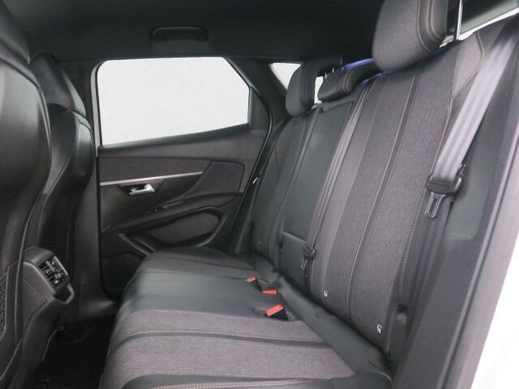 Peugeot 3008 GT LINE 1.2 PURETECH 130CV MAN 5P Segunda mano