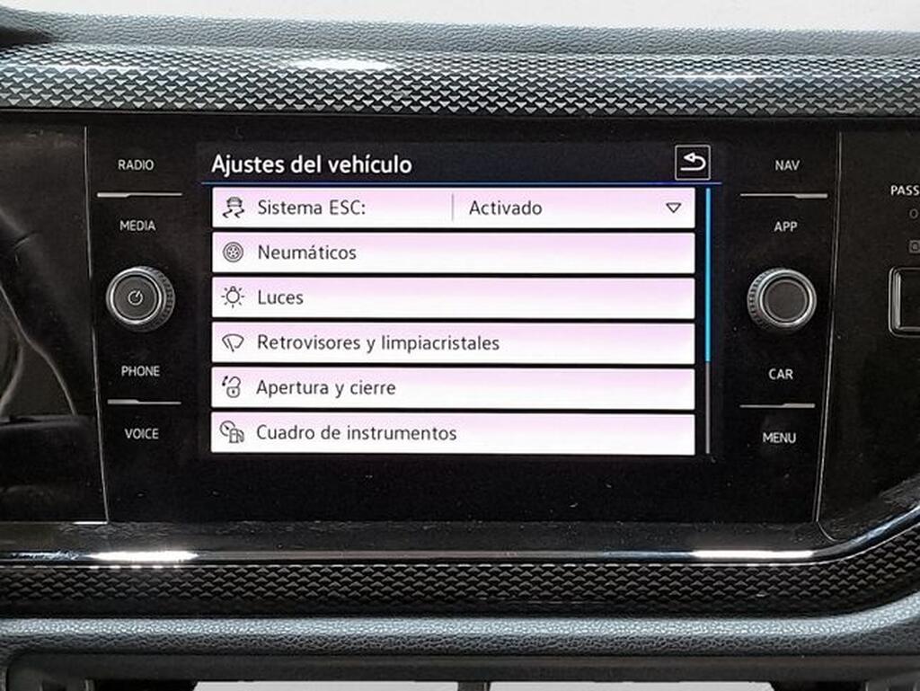 Volkswagen Polo Life 1.0 TSI 70kW (95CV) 23