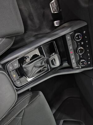 Skoda Karoq 1.5 TSI 110kW (150CV) DSG ACT Sportline 28