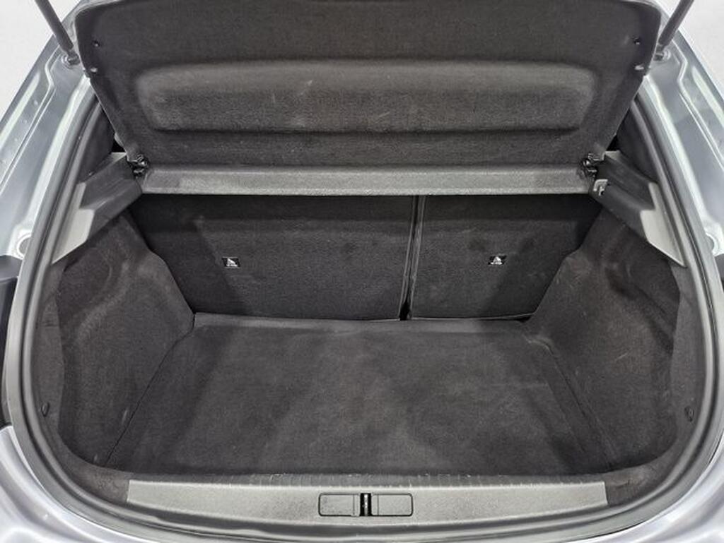 Peugeot 208 Style HYBRID 110 eDCS6 Segunda mano