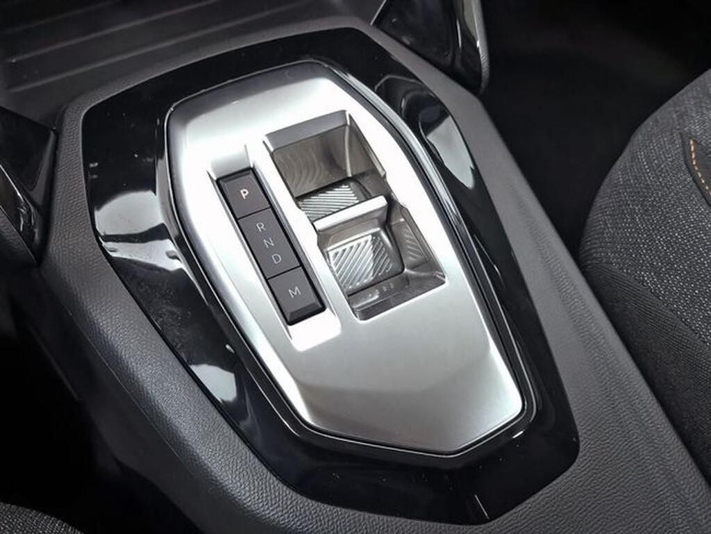 Peugeot 208 Style HYBRID 110 eDCS6 Segunda mano