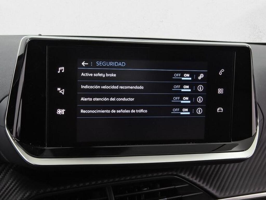 Peugeot 2008 Allure Puretech 130 S&S 6 Vel. MAN Segunda mano