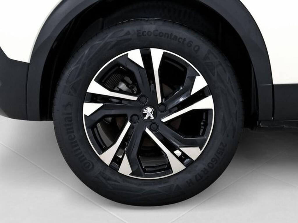 Peugeot 2008 Allure Puretech 130 S&S 6 Vel. MAN Segunda mano