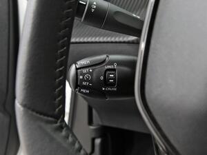 Peugeot 2008 Allure Puretech 130 S&S 6 Vel. MAN 17