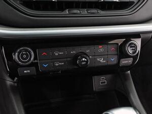 Jeep Compass 1.5 MHEV 130 LIMITED FWD DDCT 5P 32
