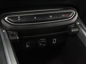 Jeep Avenger 1.2 eHybrid 74kW (100CV) Altitude 34