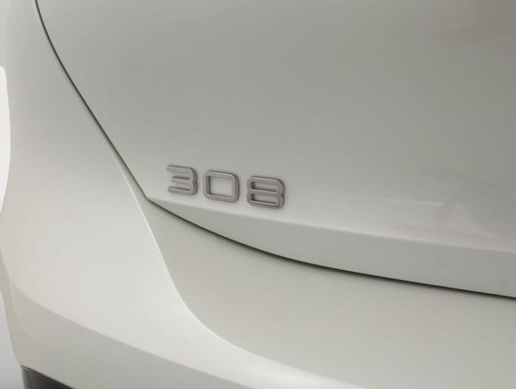 Peugeot 308 5P GT Hybrid 180 eEAT8 Segunda mano
