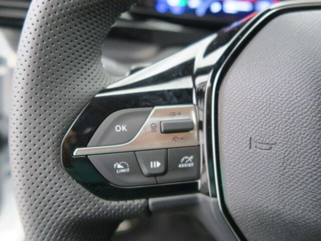 Peugeot 308 5P GT Hybrid 180 eEAT8 Segunda mano