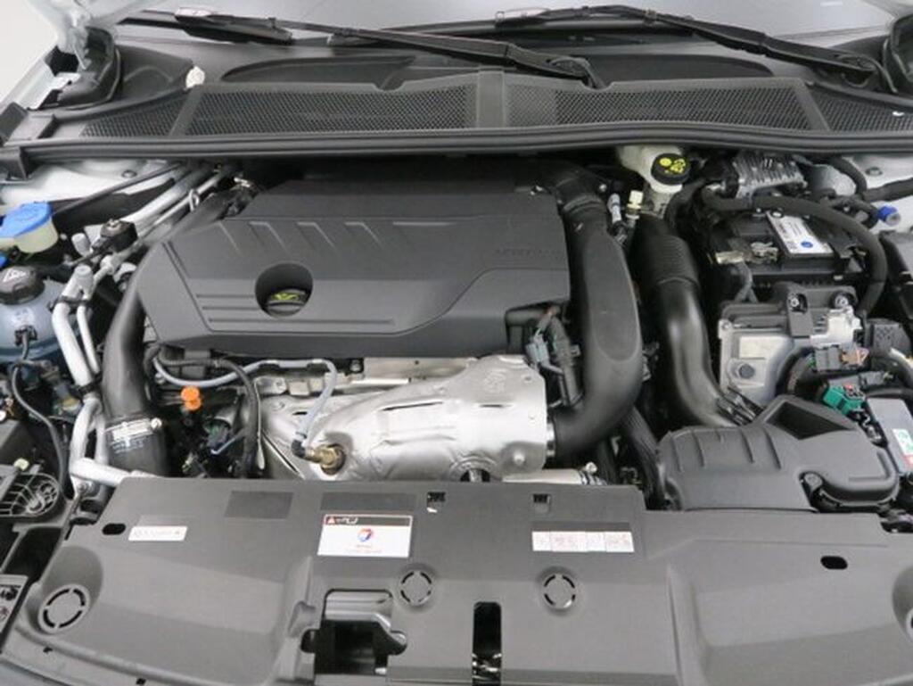 Peugeot 308 5P GT Hybrid 180 eEAT8 Segunda mano