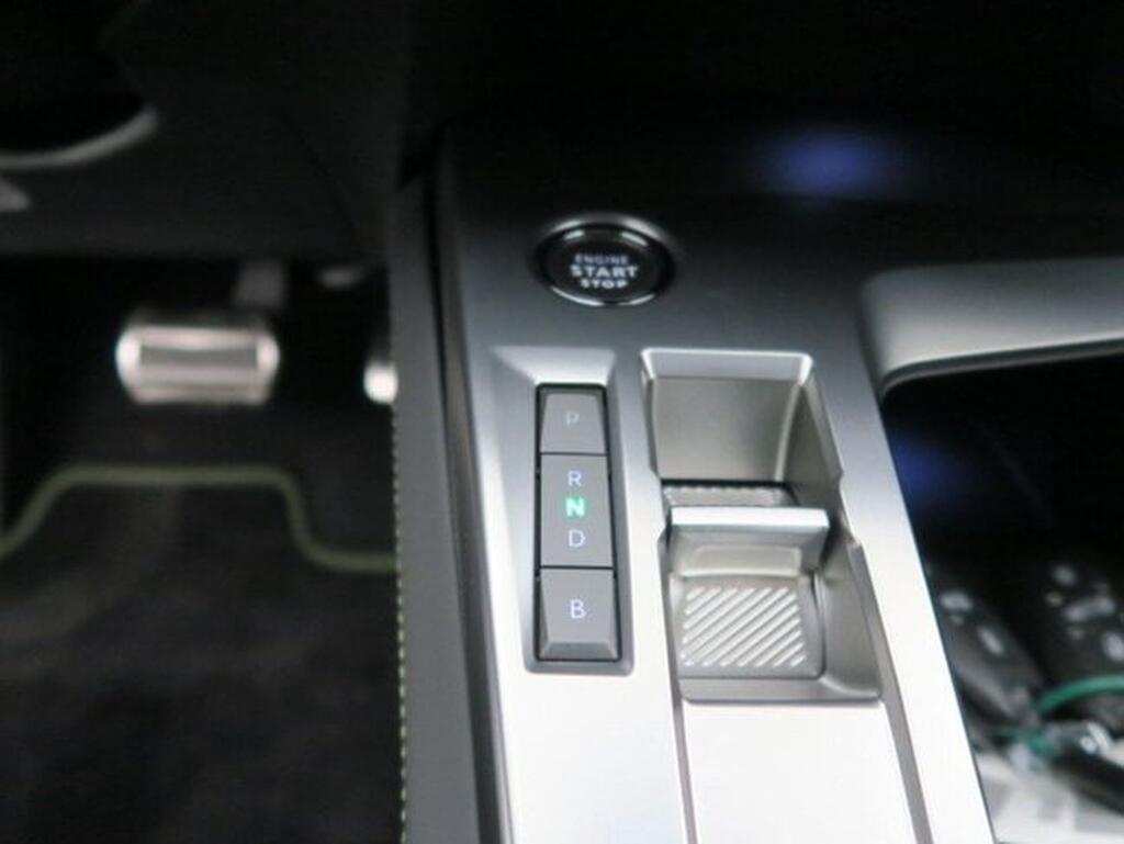 Peugeot 308 5P GT Hybrid 180 eEAT8 Segunda mano