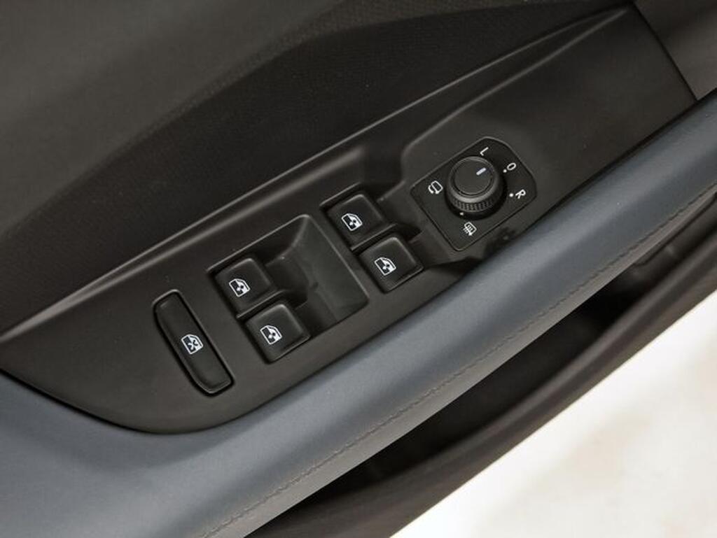 CUPRA Terramar 1.5 TSI e-Hybrid 150kW (204 CV) DSG Segunda mano