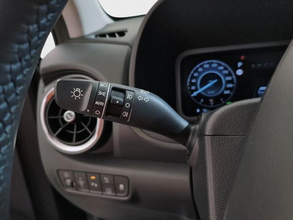 Hyundai Kona 1.6 GDI HEV Style Sky DCT Segunda mano
