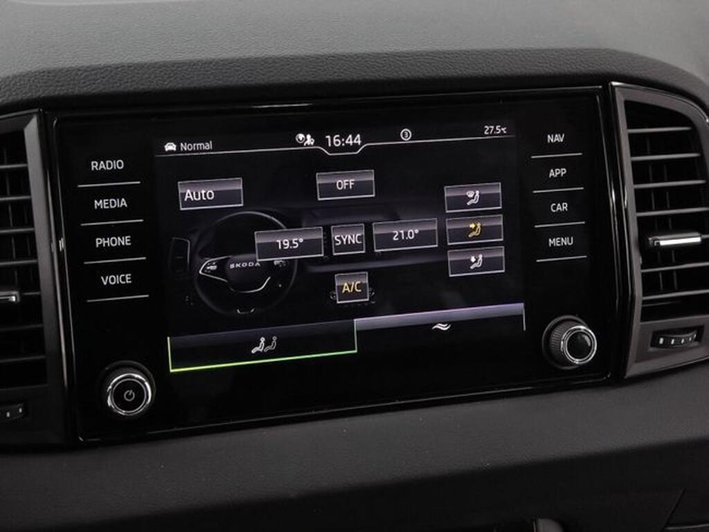 Skoda Karoq 1.5 TSI 110kW (150CV) DSG ACT Sportline Segunda mano