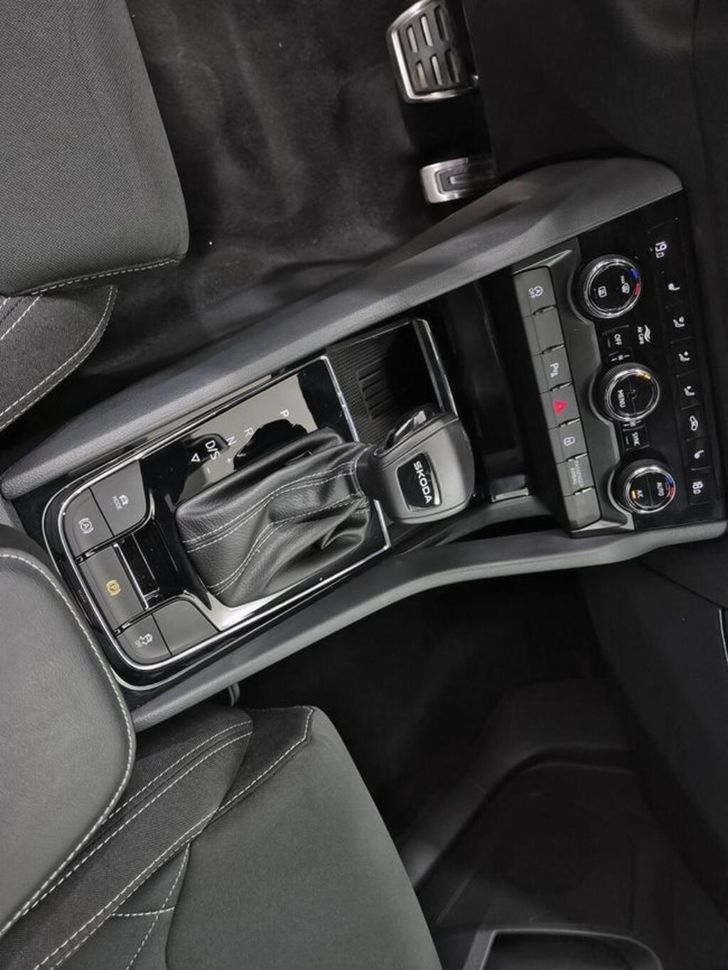 Skoda Karoq 1.5 TSI 110kW (150CV) DSG ACT Sportline Segunda mano
