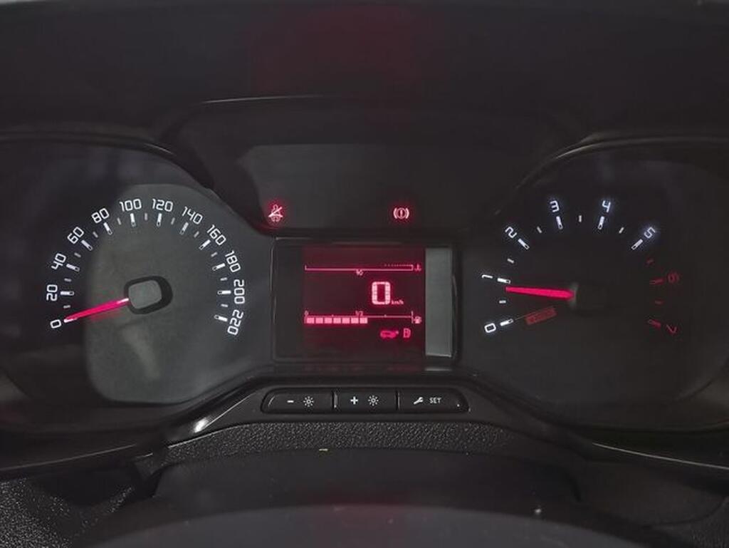 Citroën Berlingo * BERLINGO FURGON 1.5 BLUEHDI 100 TALLA M CONTROL 3P Segunda mano