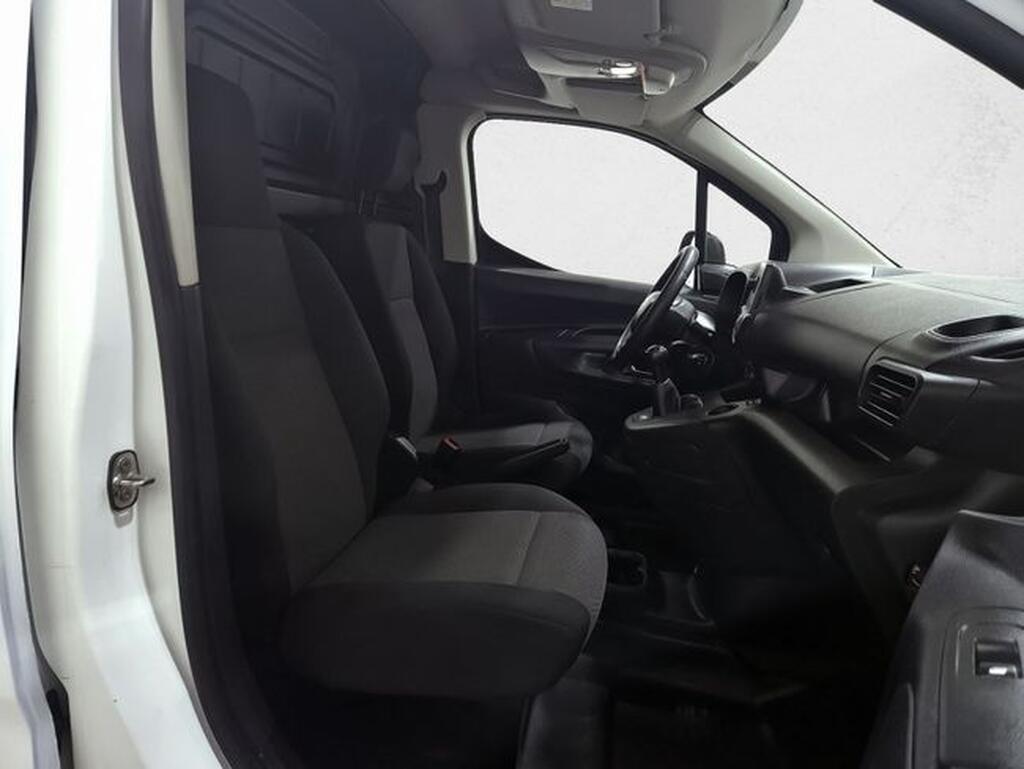 Citroën Berlingo * BERLINGO FURGON 1.5 BLUEHDI 100 TALLA M CONTROL 3P Segunda mano