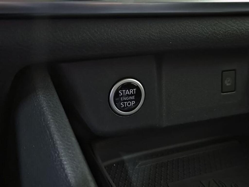 Nissan Qashqai DIG-T 103kW (140CV) mHEV 4x2 Acenta Segunda mano