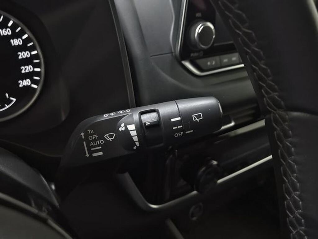 Nissan Qashqai DIG-T 103kW (140CV) mHEV 4x2 Acenta Segunda mano