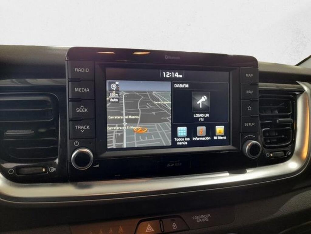 Kia Stonic 1.0 T-GDi 74kW (100CV) Drive 18