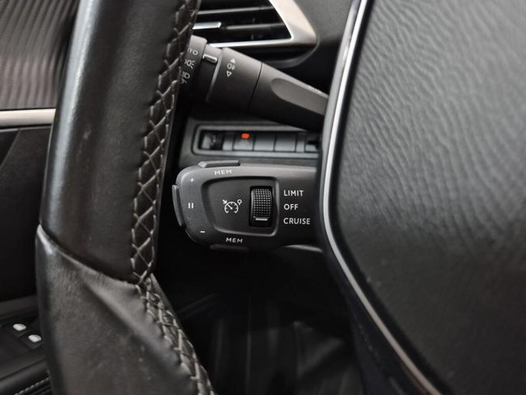 Peugeot 5008 1.2 PureTech 96KW (130CV) S&S Allure Segunda mano