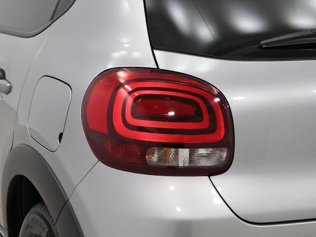 Citroën C3 PureTech 60KW (83CV) Shine 21