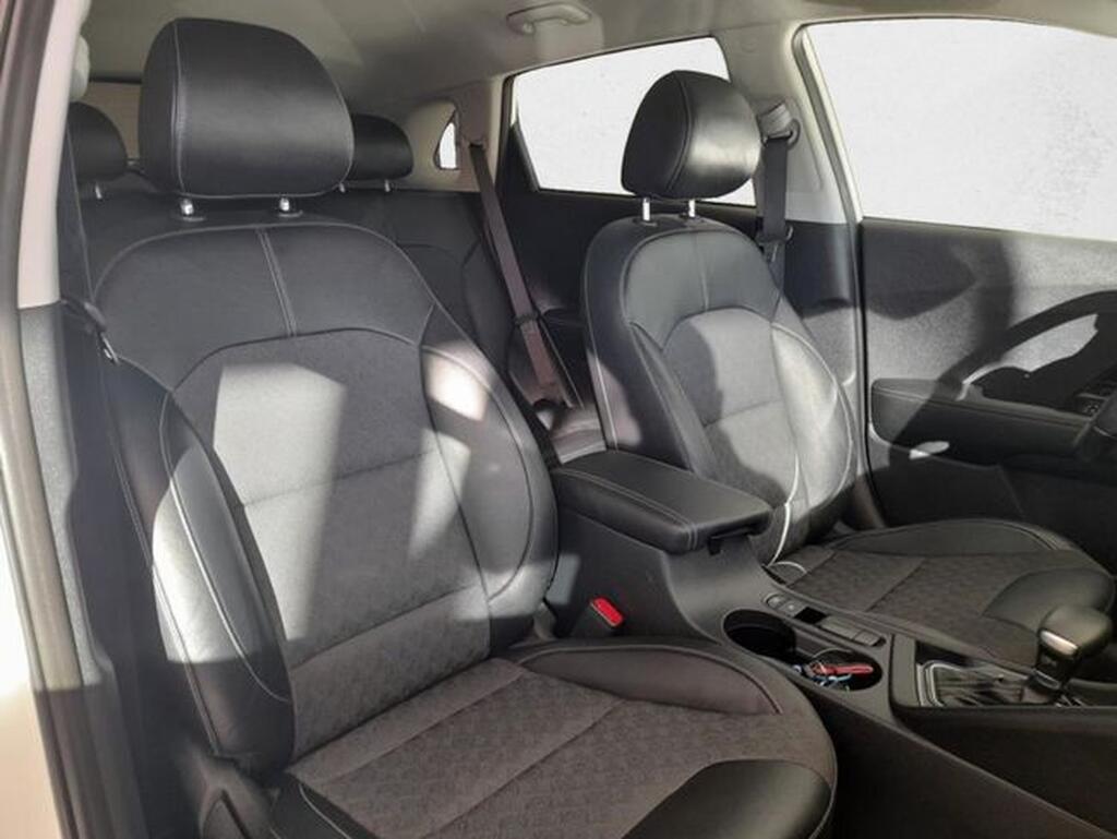 Kia Niro 1.6 GDi HEV 104kW (141CV) Emotion Segunda mano