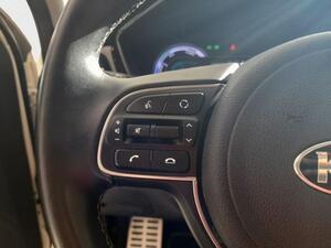 Kia Niro 1.6 GDi HEV 104kW (141CV) Emotion 15