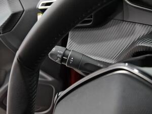 Peugeot 2008 Allure Puretech 100 S&S 6 Vel. MAN 16