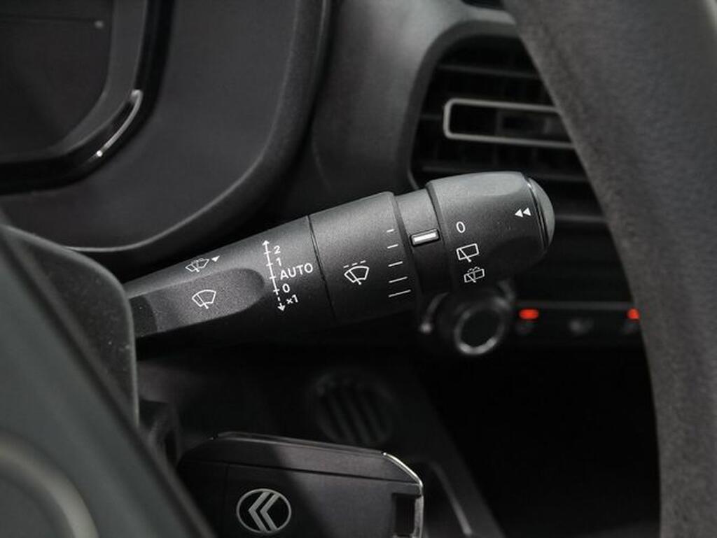 Citroën Berlingo Talla M BlueHDi 100 S&S PLUS 16