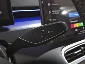 Ebro S800 1.5 TGDI PHEV Luxury E-CVT 15