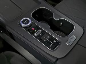 Ebro S800 1.5 TGDI PHEV Luxury E-CVT 22
