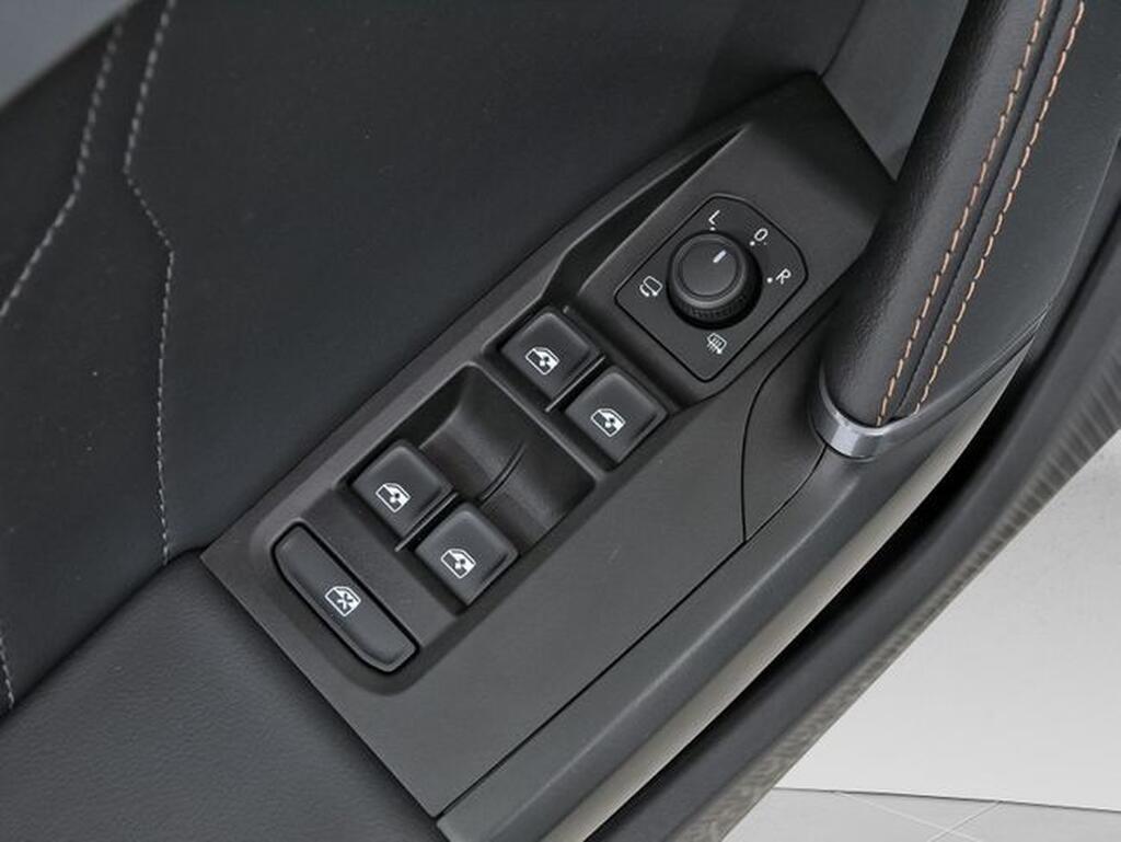 CUPRA León VZ 2.0 TSI 221kW (300 CV) DSG Segunda mano