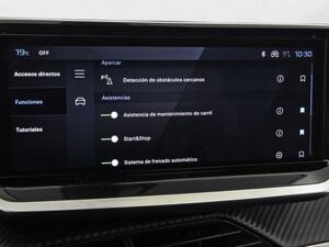 Peugeot 2008 Allure Puretech 130 S&S EAT8 26