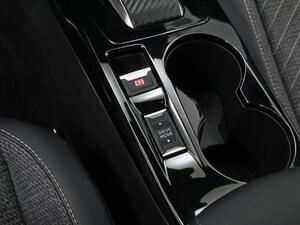 Peugeot 2008 Allure Puretech 130 S&S EAT8 32