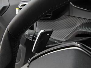 Peugeot 2008 Allure Puretech 130 S&S EAT8 16