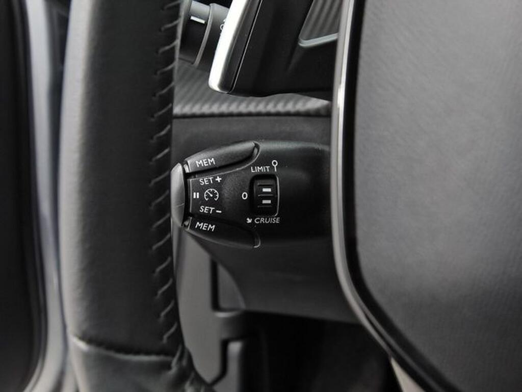 Peugeot 2008 Allure Puretech 130 S&S EAT8 Segunda mano