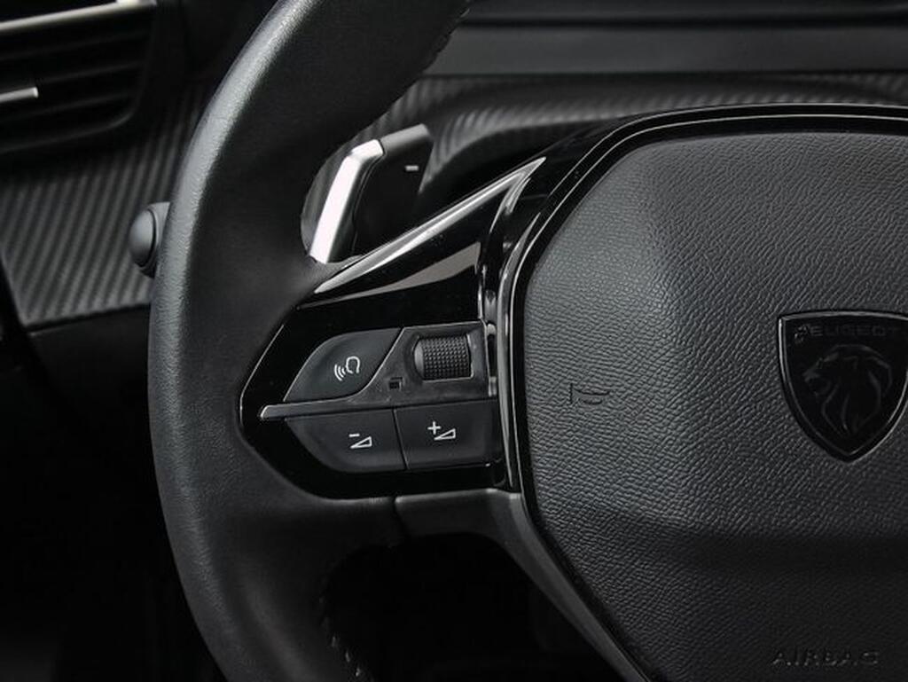 Peugeot 2008 Allure Puretech 130 S&S EAT8 Segunda mano