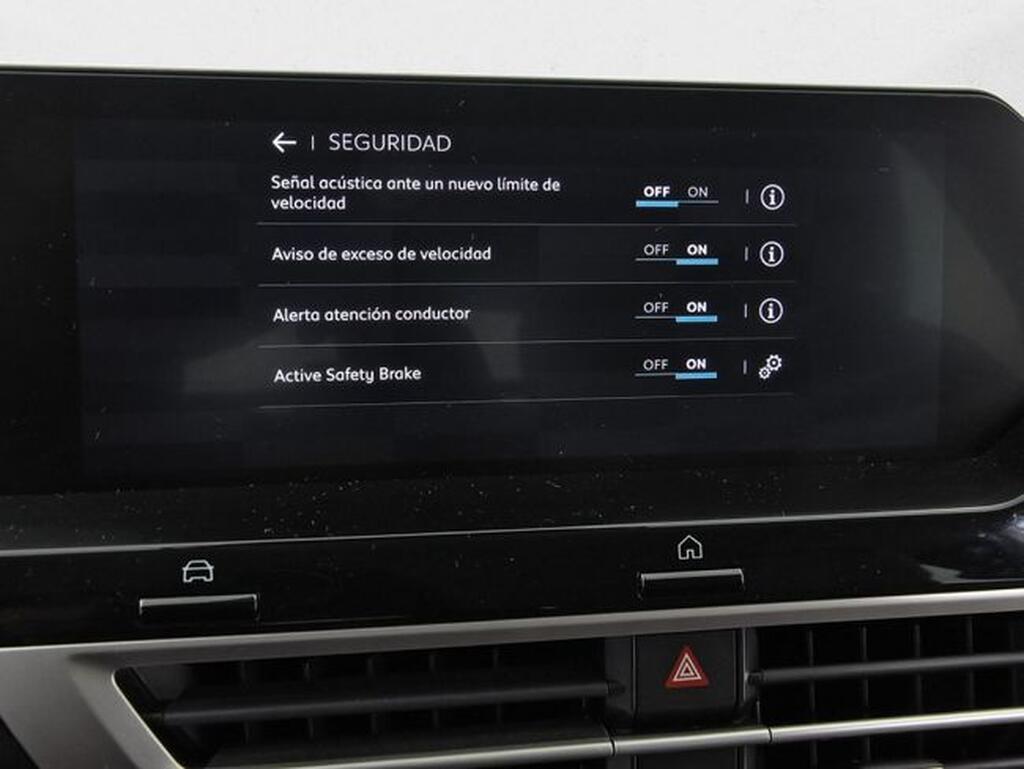 Citroën C4 Hybrid 145 ë-DCS6 Plus 26