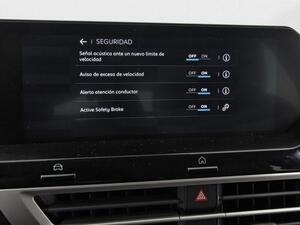 Citroën C4 Hybrid 145 ë-DCS6 Plus 26