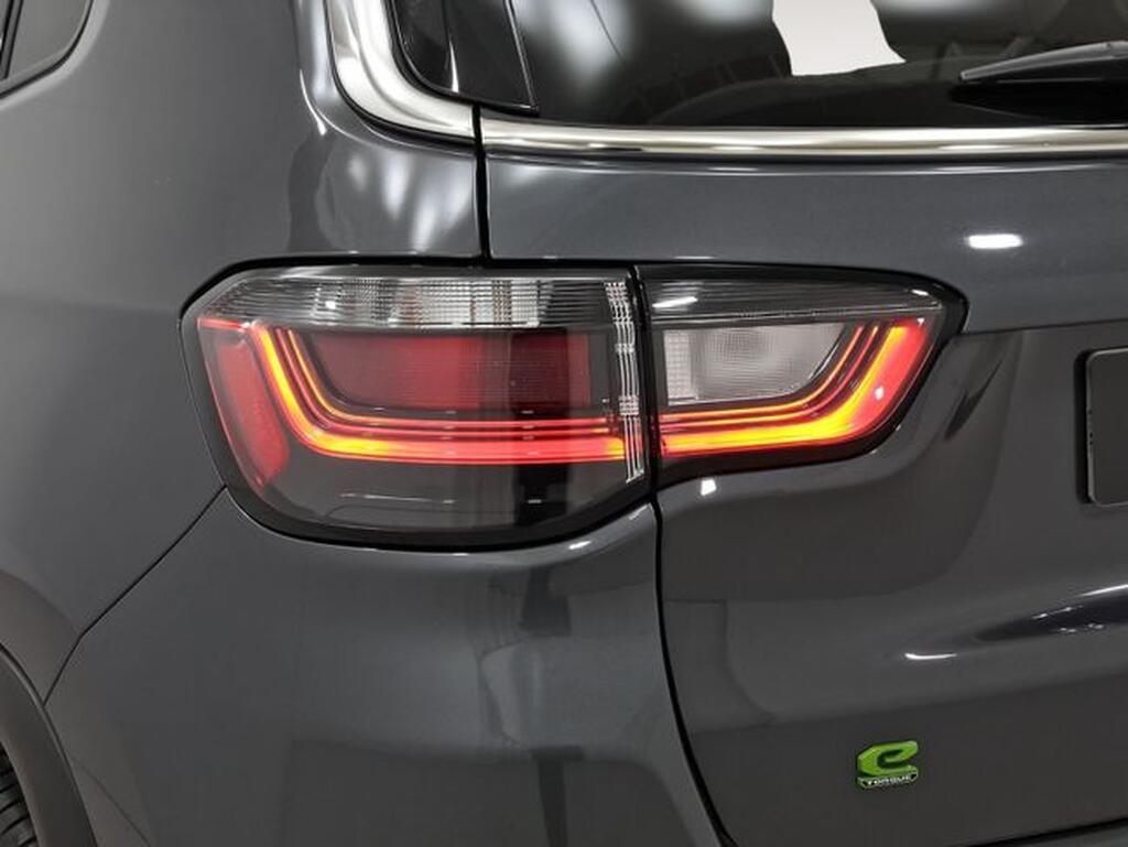 Jeep Compass eHybrid 1.5 MHEV 96kW Limited Dct Segunda mano