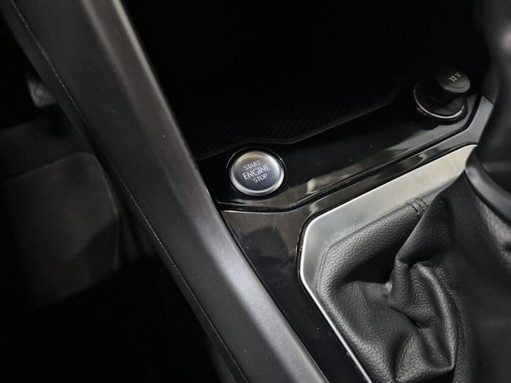 Volkswagen T-Roc Dark 2.0 TDI 110kW (150CV) 28